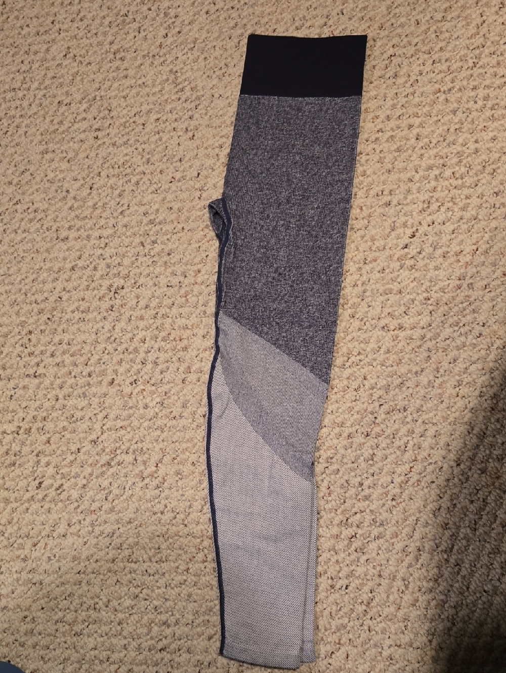 Aerie Deep blue ribbed leggings with Light blues stripes